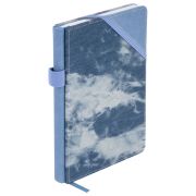 Блокнот А5 135x210 мм BRAUBERG «Denim», ткань/экокожа, резинка, держатель, 80 л., клетка, голубой, 117138